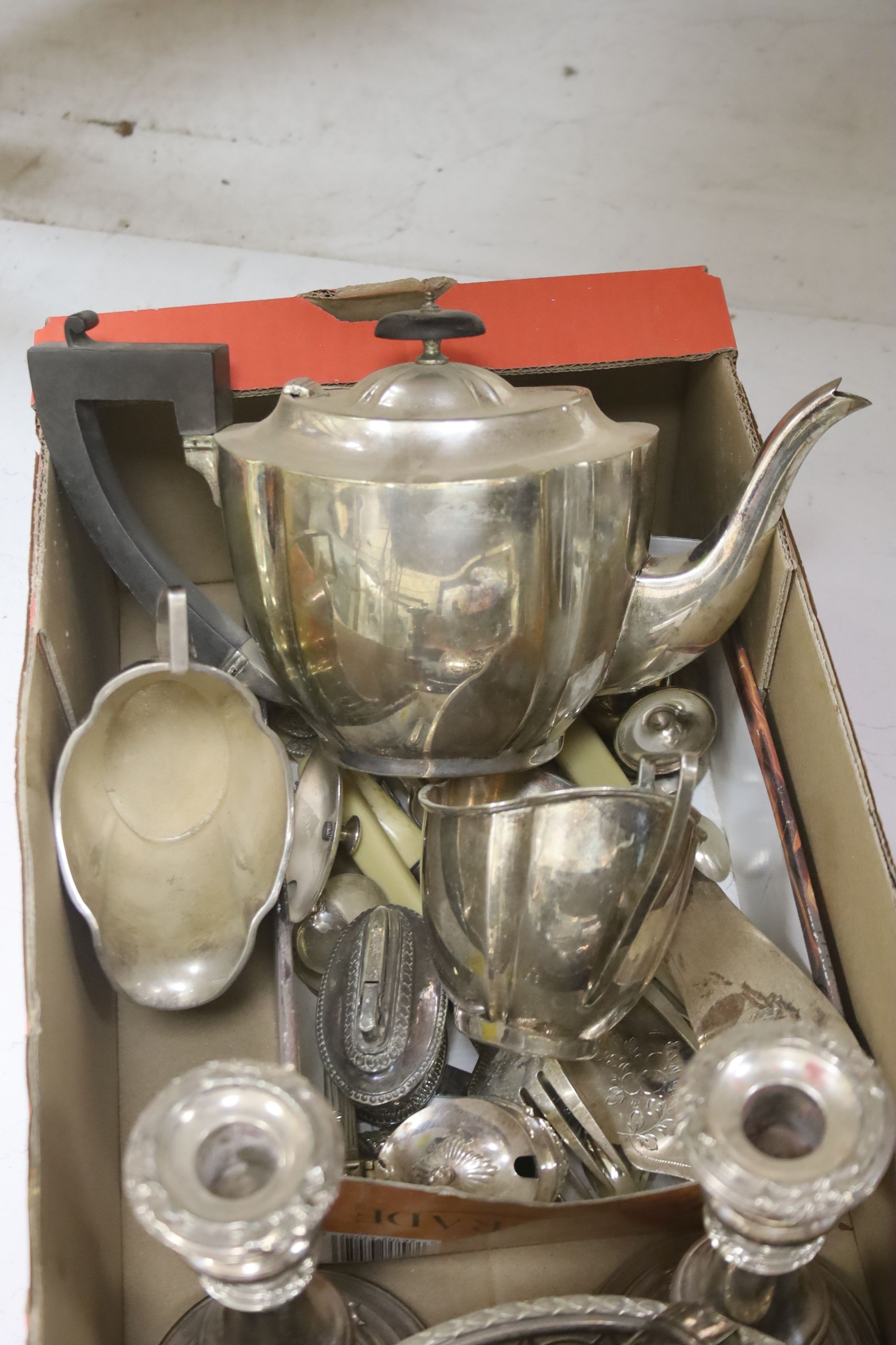 A quantity of assorted silver plate